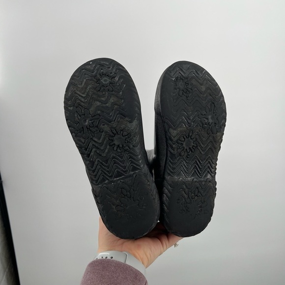 BOGS Solid Rain Boots Youth Size 2 - Picture 5 of 6